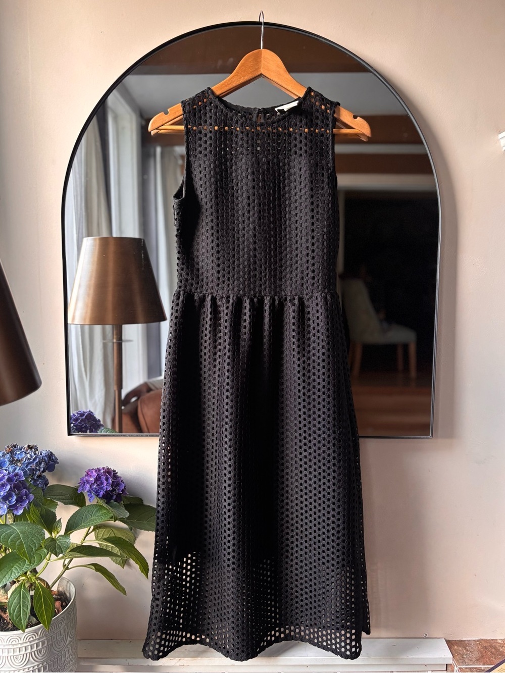 H&M | eyelet sleeveless dress | size 6 - Picture 1 of 5
